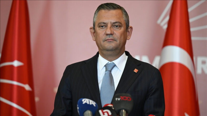 Özgür Özel: İmamoğlu'nun X hesabı açılmalı